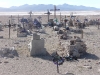 Un cimetière isolé, non loin du train